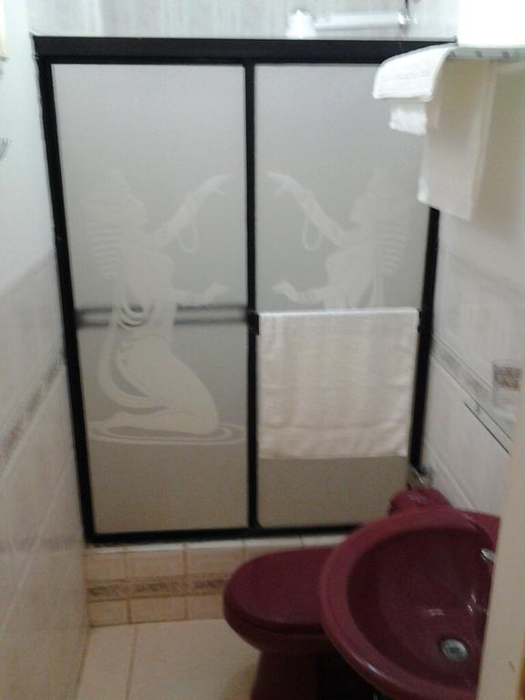 Suites La Rosa Guayaquil Room photo