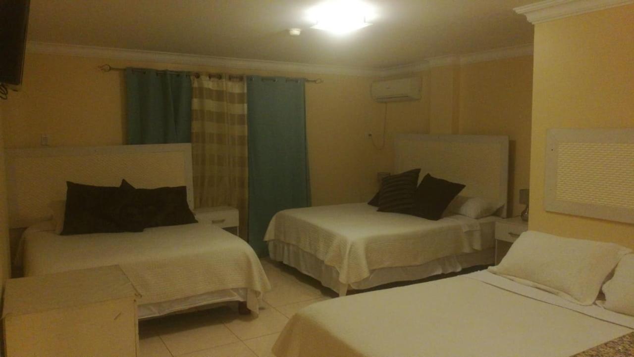 Suites La Rosa Guayaquil Exterior photo